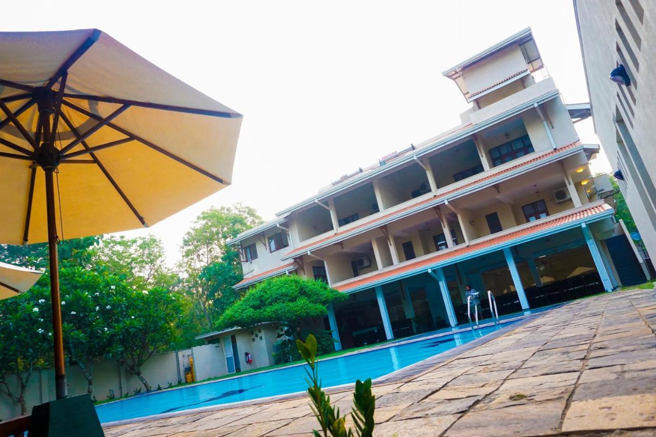 Lavendish Okrin Hotel Kataragama Exterior foto